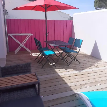 Logis Du Chateau Apartmán