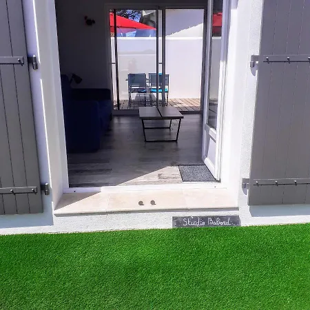 Logis Du Chateau アパート