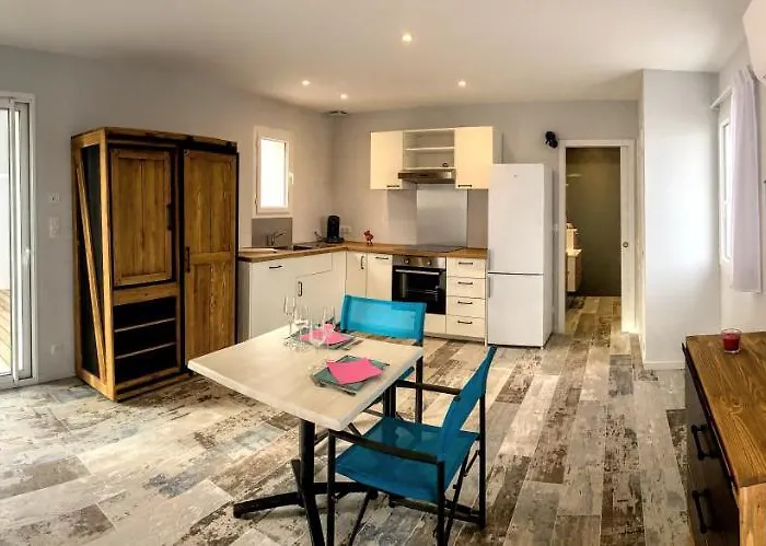 Logis Du Chateau Διαμέρισμα Le Château-dʼOléron